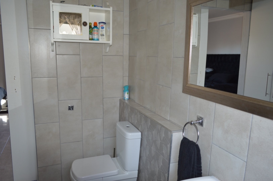 3 Bedroom Property for Sale in Wilkoppies North West